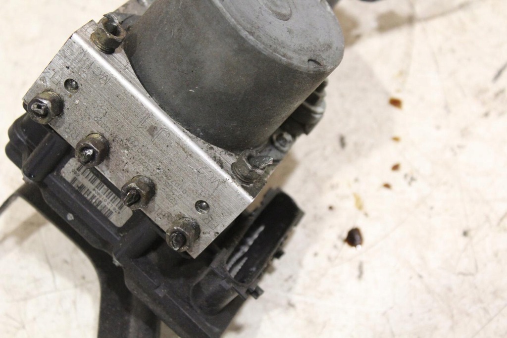 фото №7, Насос abs subaru legacy iv 2.0r 27534ag000