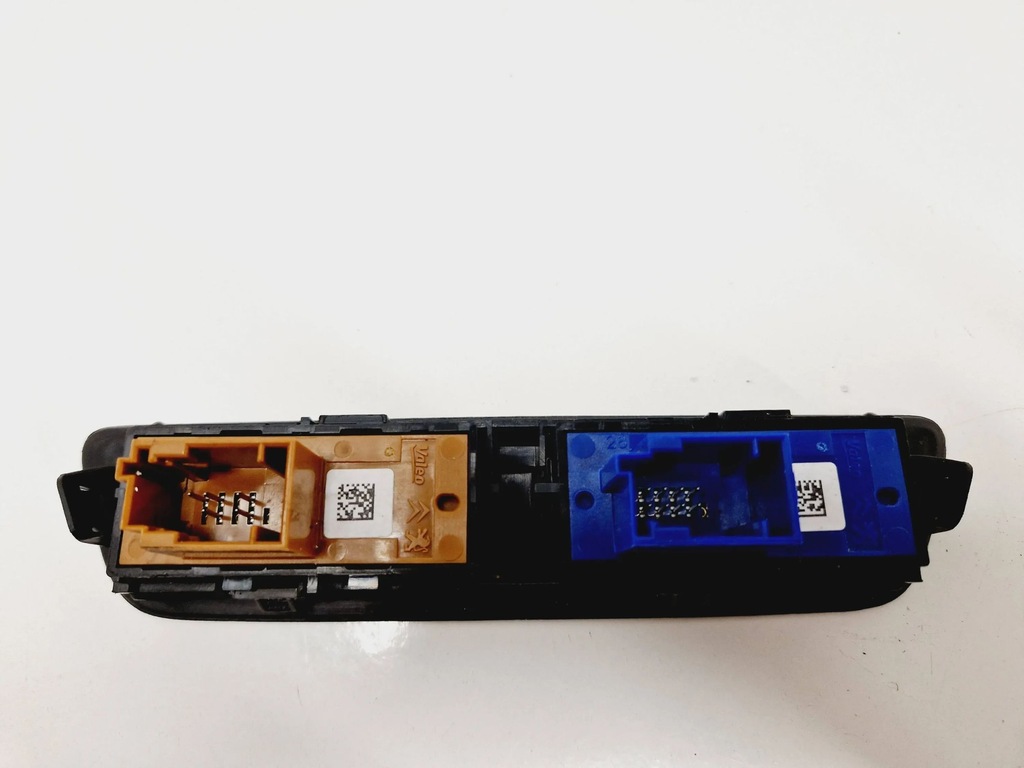 фото №6, Peugeot 2008 i 2014 кнопка / выключатель датчика парковки pdc