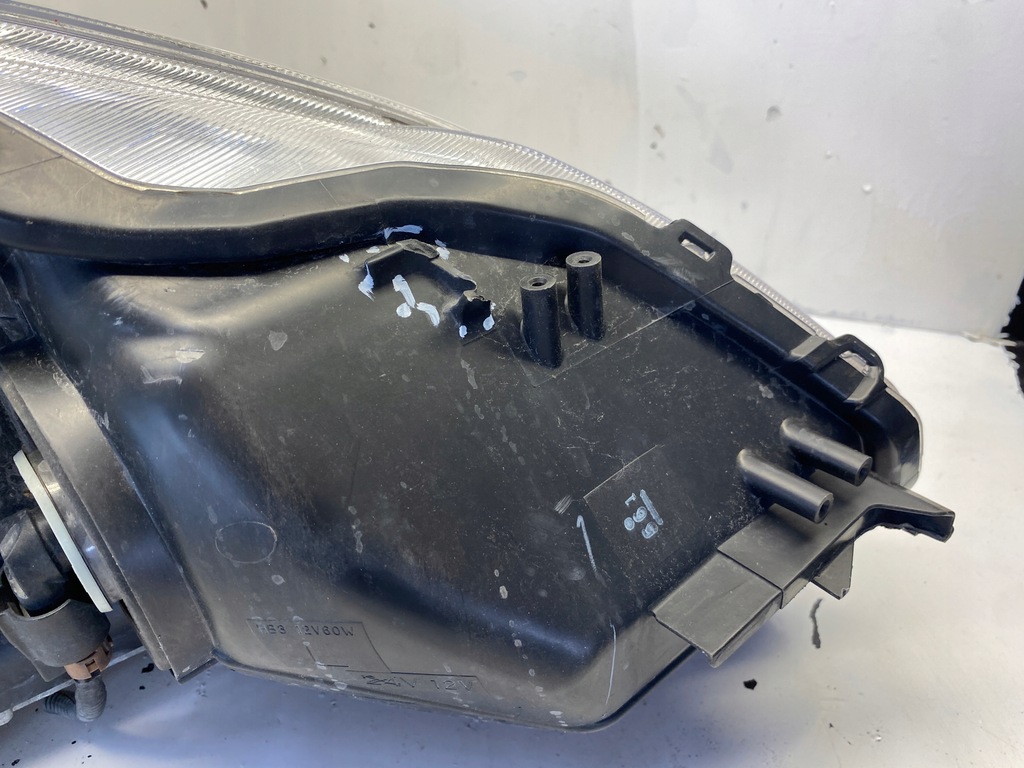 фото №9, Toyota prius plus + лампа левый перед full led