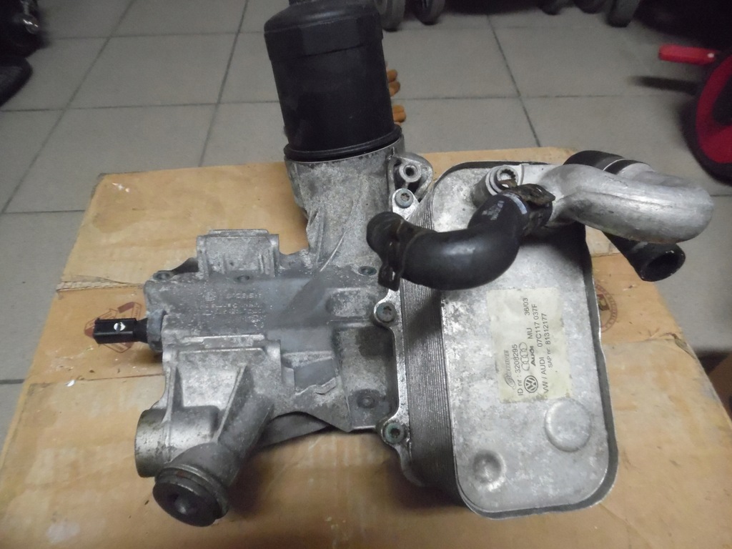 фото №8, Audi a8 d3 6.0 bht корпус фильтра 07d115911j