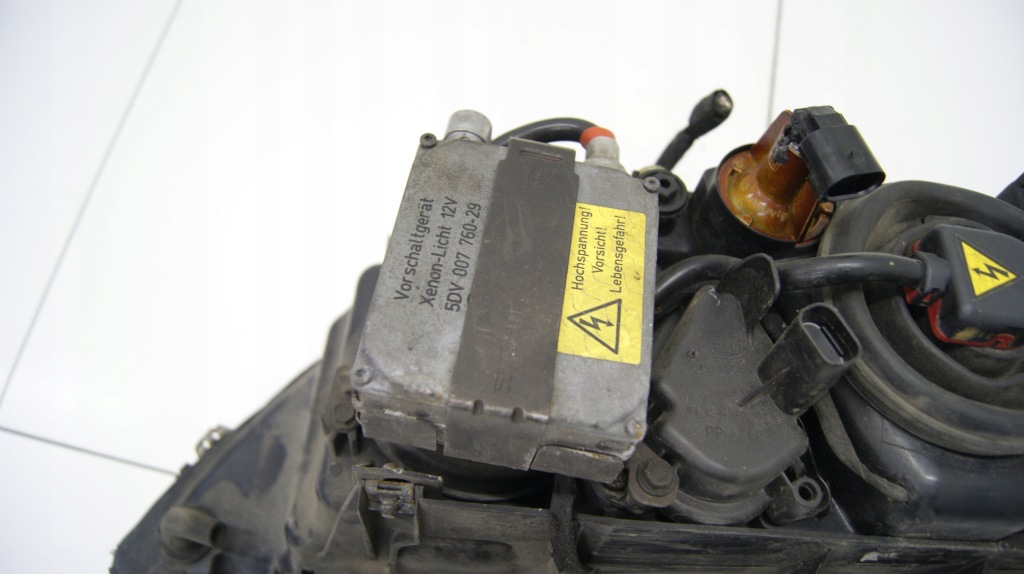 Комплект лампа передних bmw e39 кольца Киев