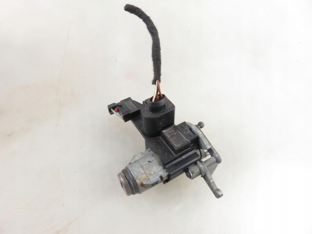 фото №9, Замок зажигания вкладыши vw polo 9n 4b0905851q