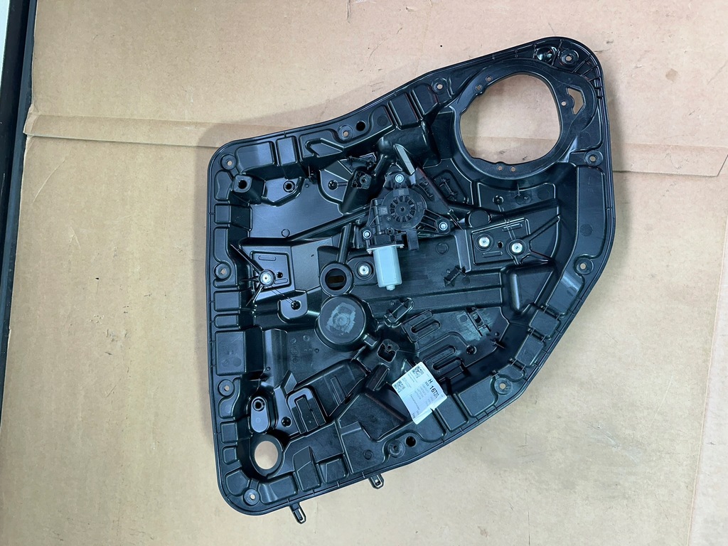 фото №9, Підйомник скло лівий задня, задній mercedes w243, h243, w247, h247