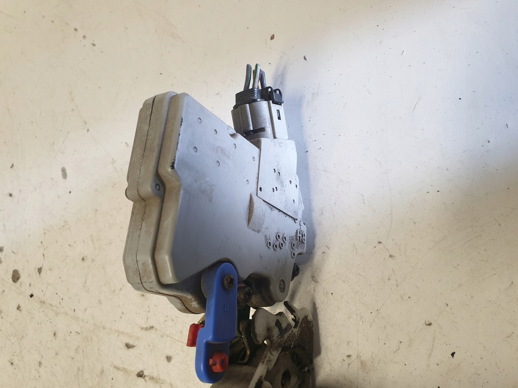 фото №5, Замок двері передній перед правий nissan terrano ii