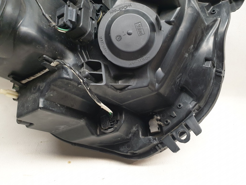 фото №8, Citroen c1 ii 14- лампа левая перед передняя 81150-0h170 90026272