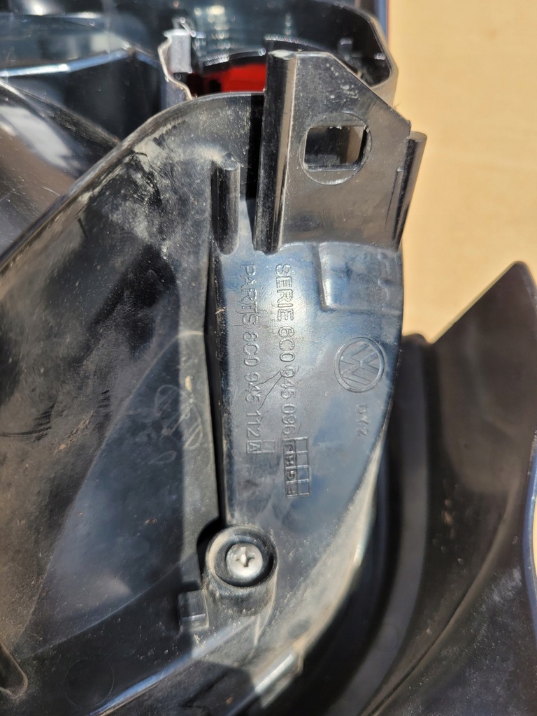 фото №9, Лампа правая задняя задняя vw polo v lift 6c0945096f