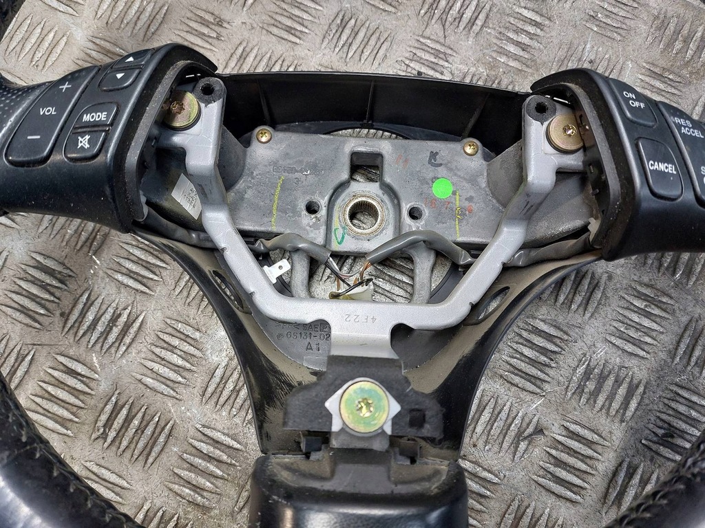 фото №8, Воздуховод + подушка mazda 6 i gg gy gs120-00720