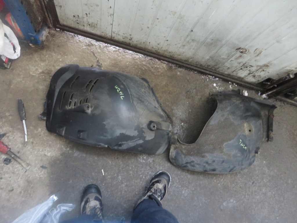 фото №1, Mercedes w211 підкрилок лівий перед ліва передні e