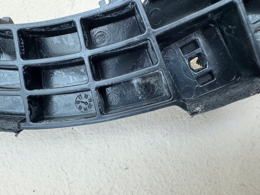 Suzuki vitara iii 3 15r- направляющая кронштейн бампера левый задняя задний 71832-54p0 Киев