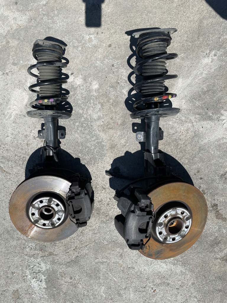 фото №1, Поворотный кулак mcperson левый перед peugeot 5008 ii lift