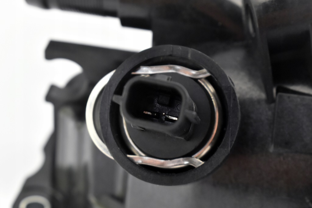 фото №14, Термостат корпус dacia 1.3 tce dig-t lodgy dokker duster nissan qashqai