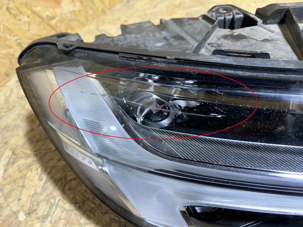 фото №12, Volvo v90 cross country 2017 лампи передні