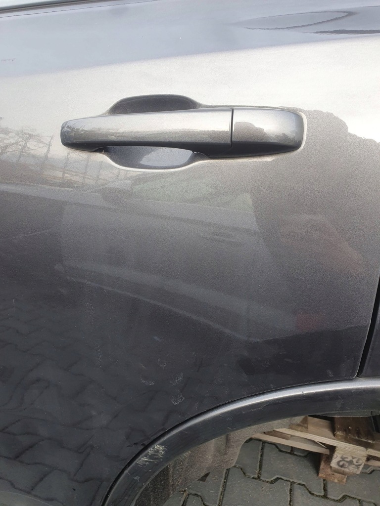 Dodge durango 3 рестайлинг  дверь левое  задняя левое задняя pau Недорого