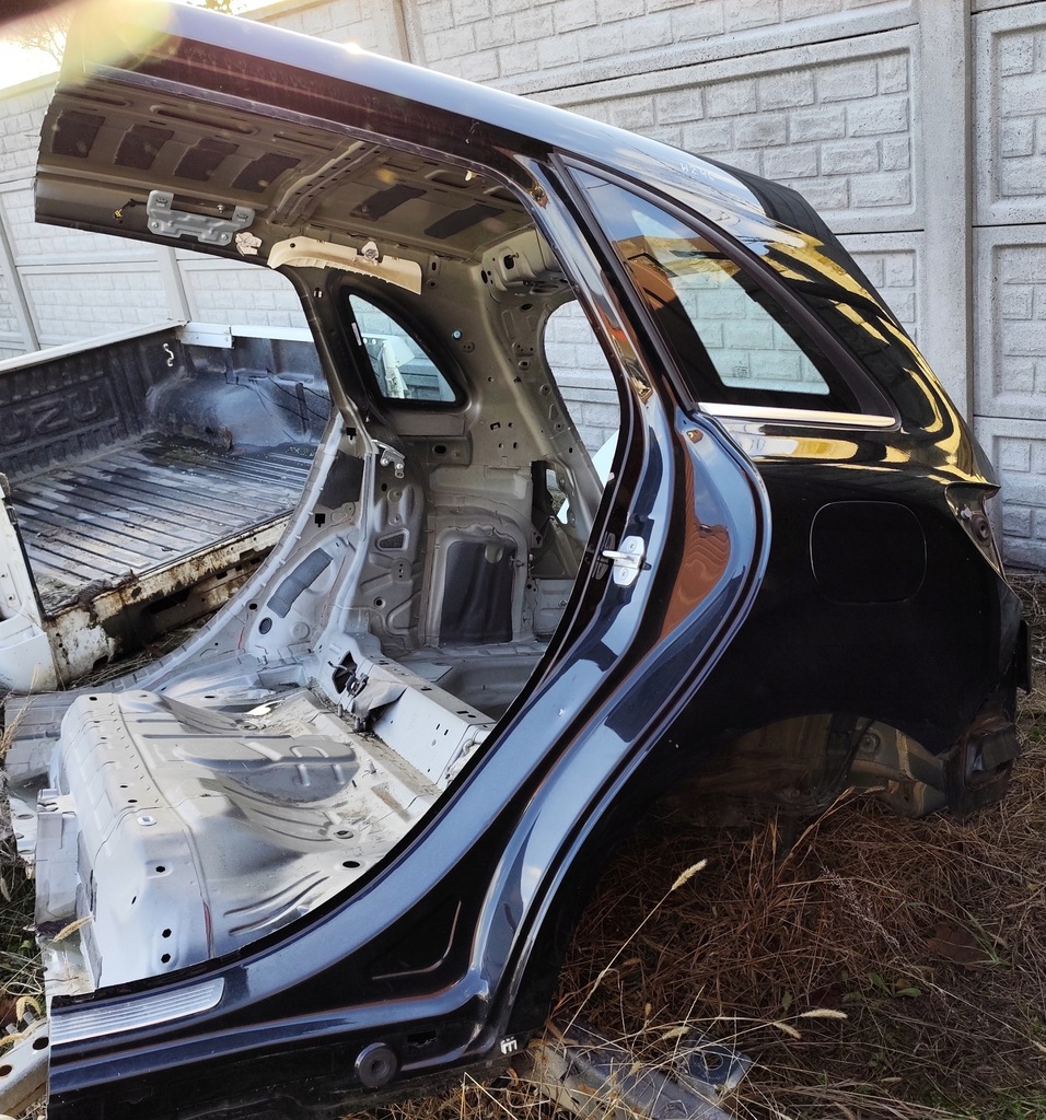 фото №1, Mercedes w246 четверть задняя левая крыло левый