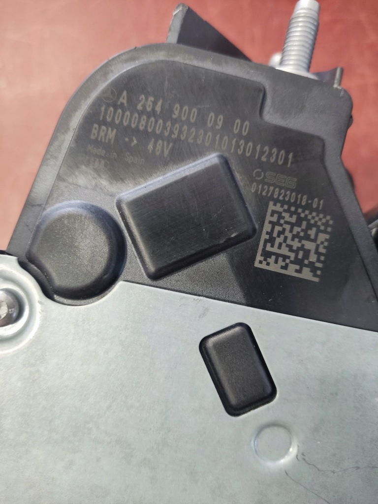 Генератор 48v mercedes-benz новий a2649000900 в Україні