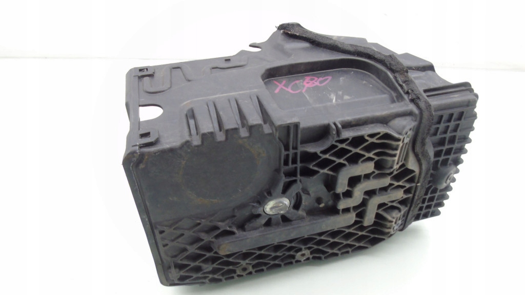 фото №6, Основание корпус аккумулятор volvo v70 iii s80 xc70 31201040