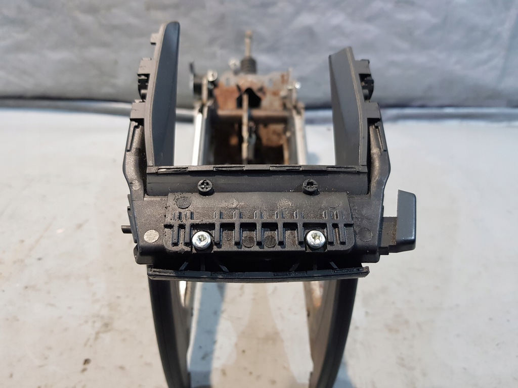 фото №7, Рычаг тормоза ручного opel zafira b 1.9 cdti 13237304ar