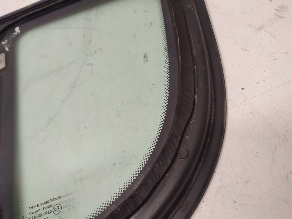 фото №12, Peugeot 3008 i стекло кузовная правый задняя 10r