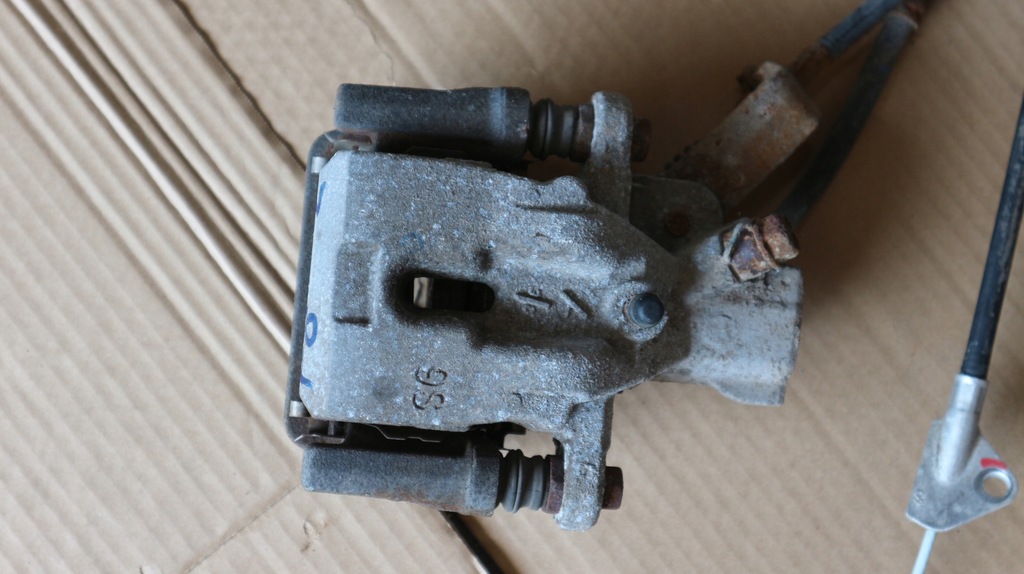 фото №4, Suzuki vitara iii 1.6 b супорти задні лівий правий