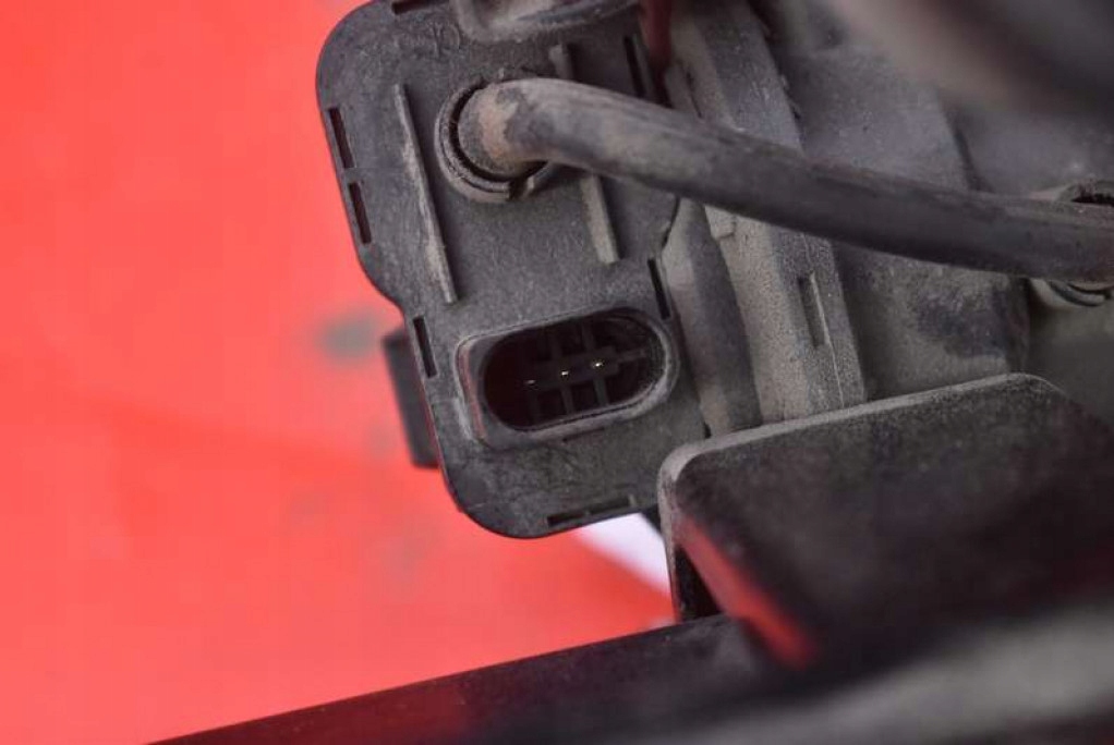 фото №8, Фільтр вугільний 3d0201801f bentley continental 1 i gt 6.0 w12 560 km 03-12