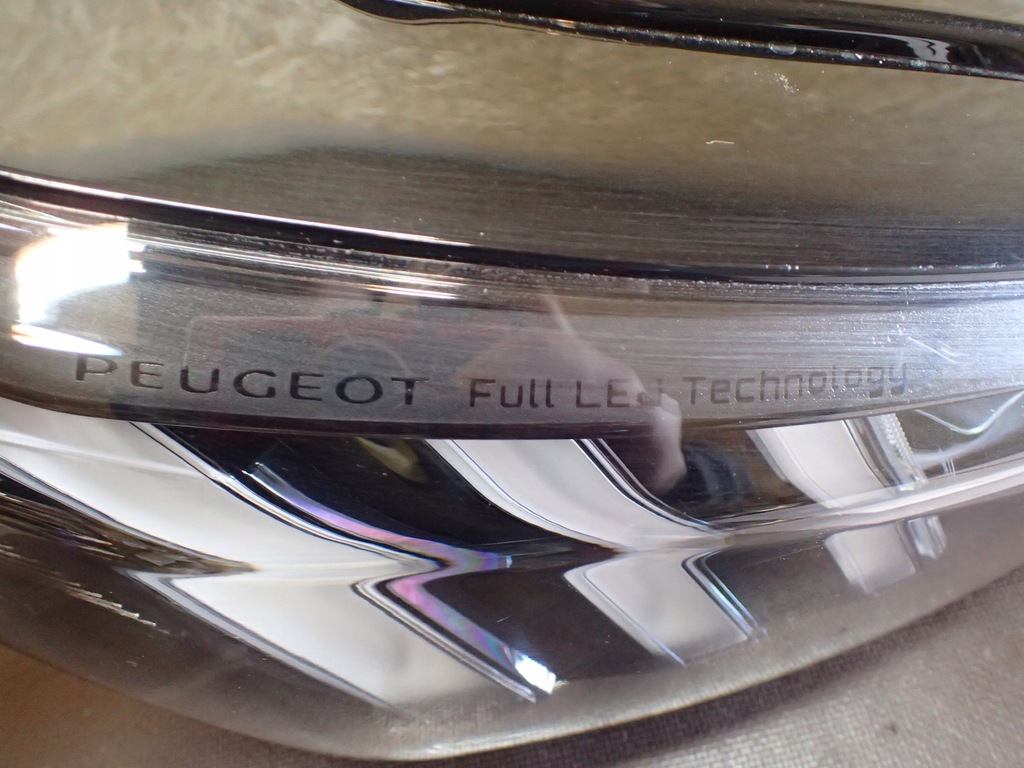 фото №5, Лампа лампи перед peugeot 2008 ii 2 full led