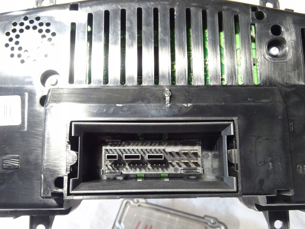 фото №8, Бортовой компьютер счетчик набор seat leon ii 2 1p 05-0 2.0 fsi 153925km 06f906056fj