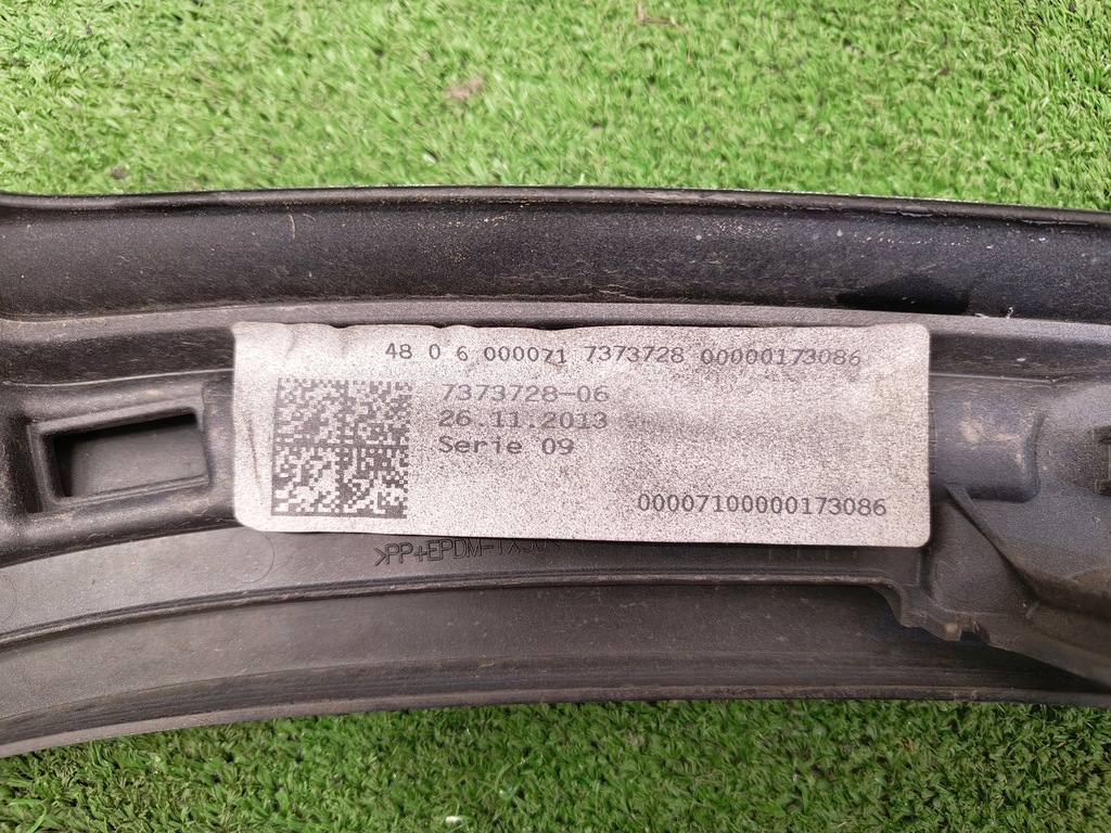 фото №5, Bmw i8 спойлер крышки задняя свет стоп 7310780 7340919 7373728