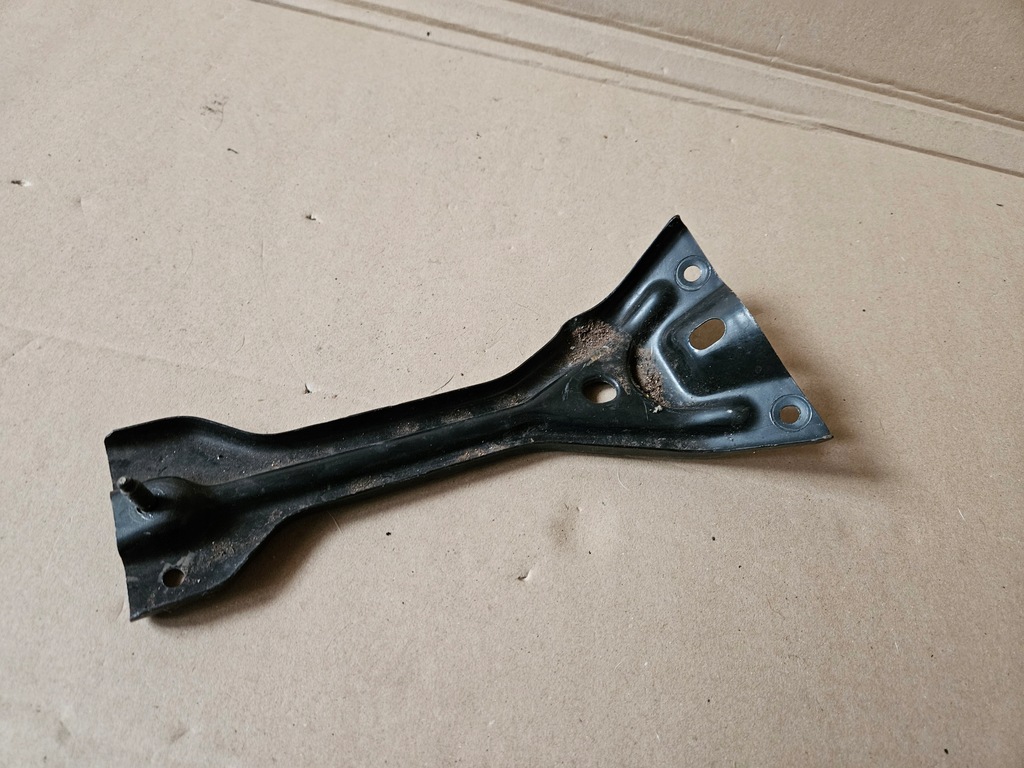 фото №5, Кронштейн замка капот vw caddy iii 2k5