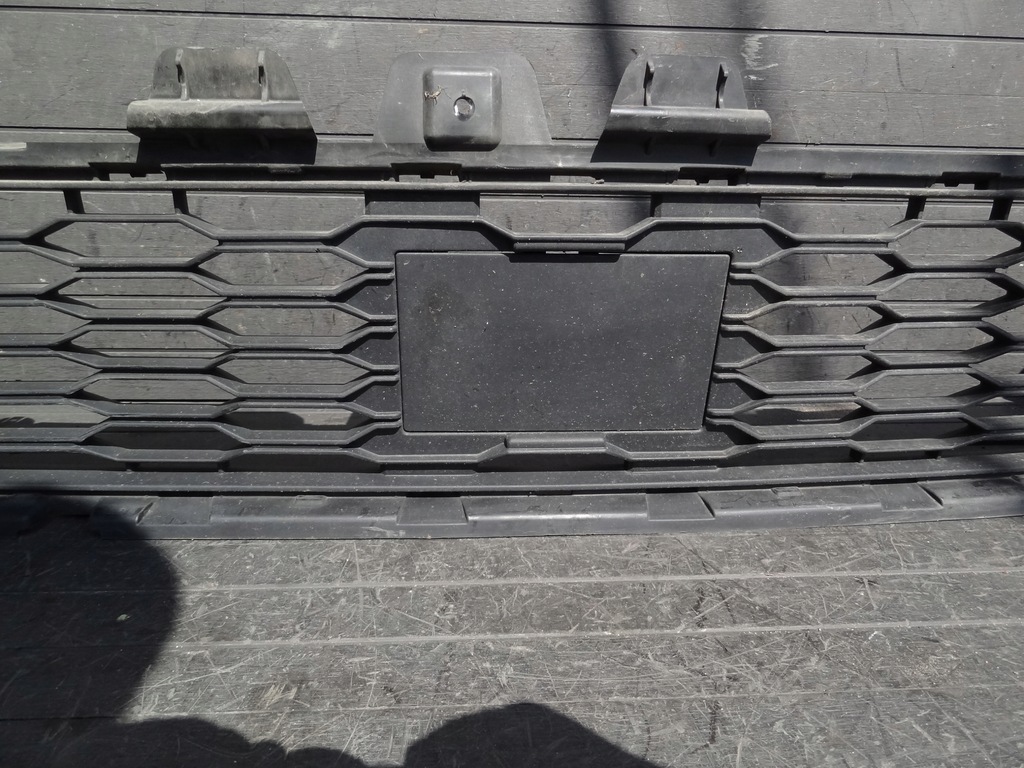 фото №4, Dacia logan iii 21 решётка бампера нижняя pod радар