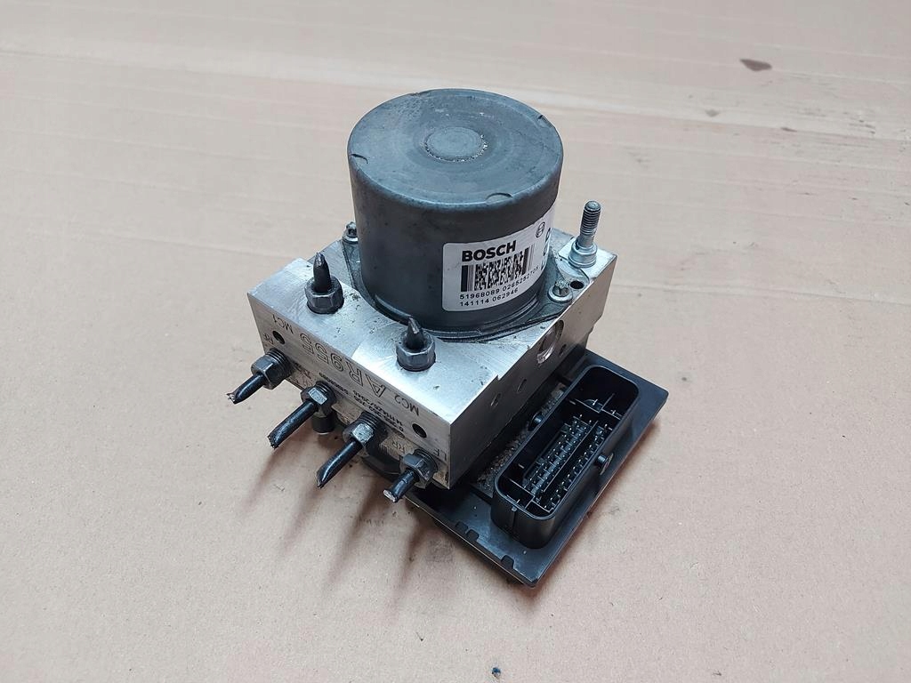 фото №1, Насос abs alfa romeo mito 0265952252 ar955