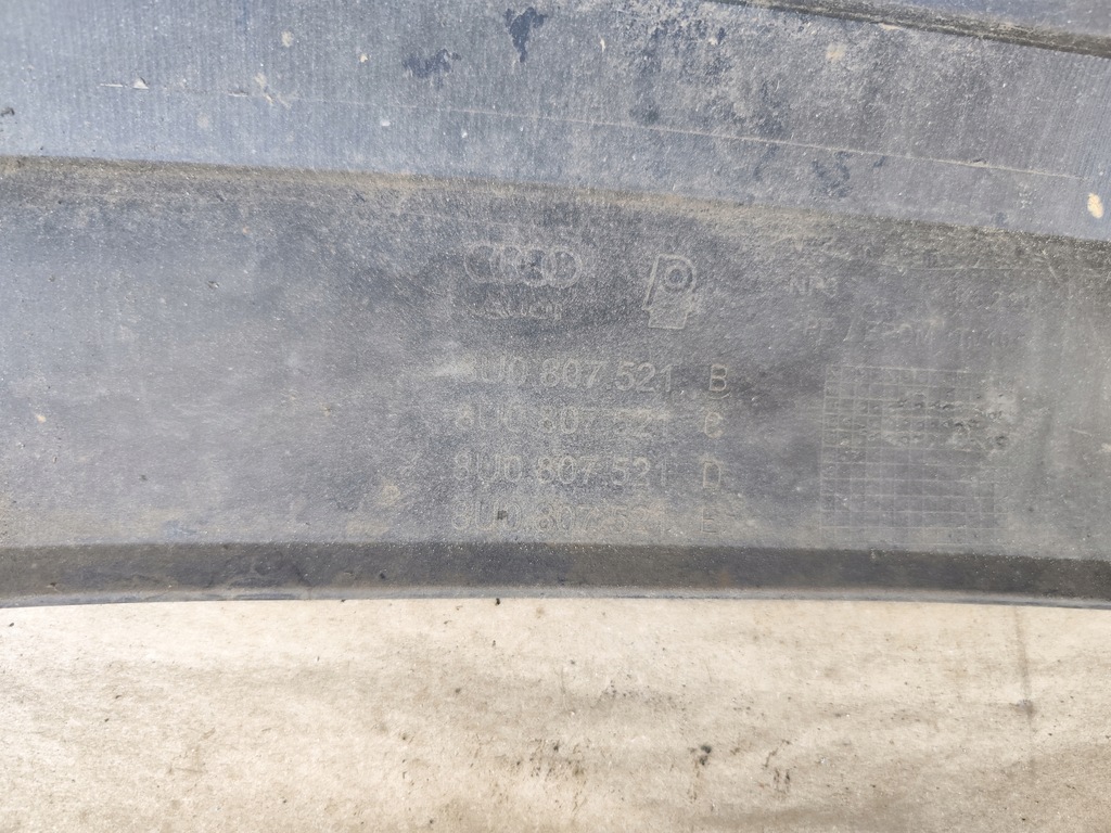 фото №11, Бампер задняя kompletny pdc hak audi q3 8u 2014