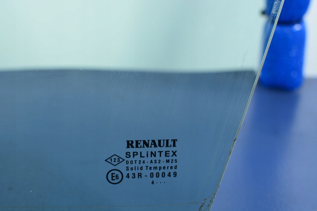 фото №2, Scenic ii стекло дверная левая передняя малый 04