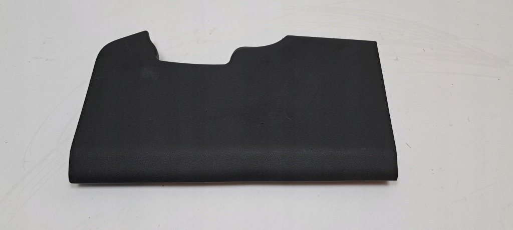 Купить Peugeot rifter накладка предохранителей под руль 9818377677