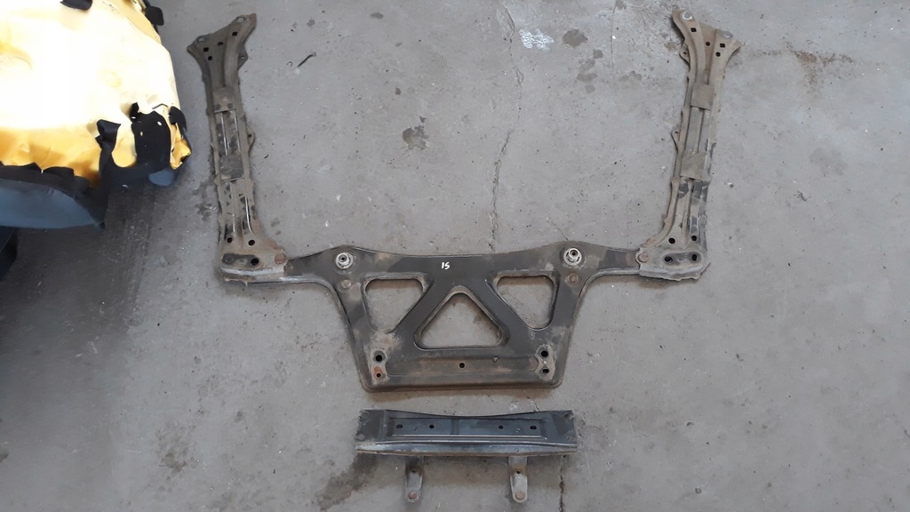 фото №1, Lexus is iii 300h 2013- усилитель распорка задняя