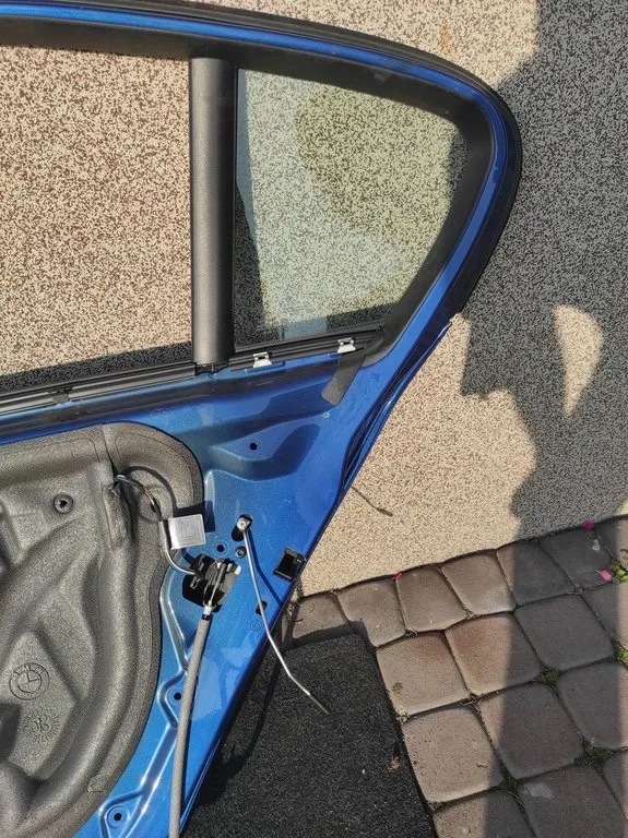 фото №9, Bmw 1 e81 e87 2008 двері правий задня