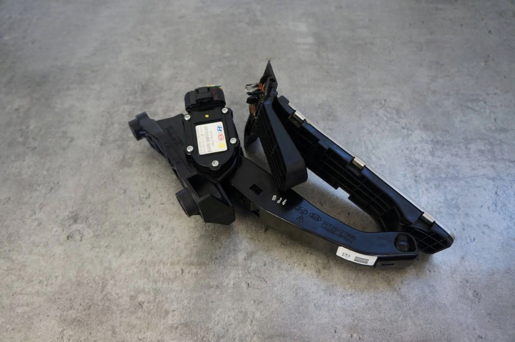 фото №5, Педаль газа потенциометр kia optima iii 1.7 автоматическая коробка передач