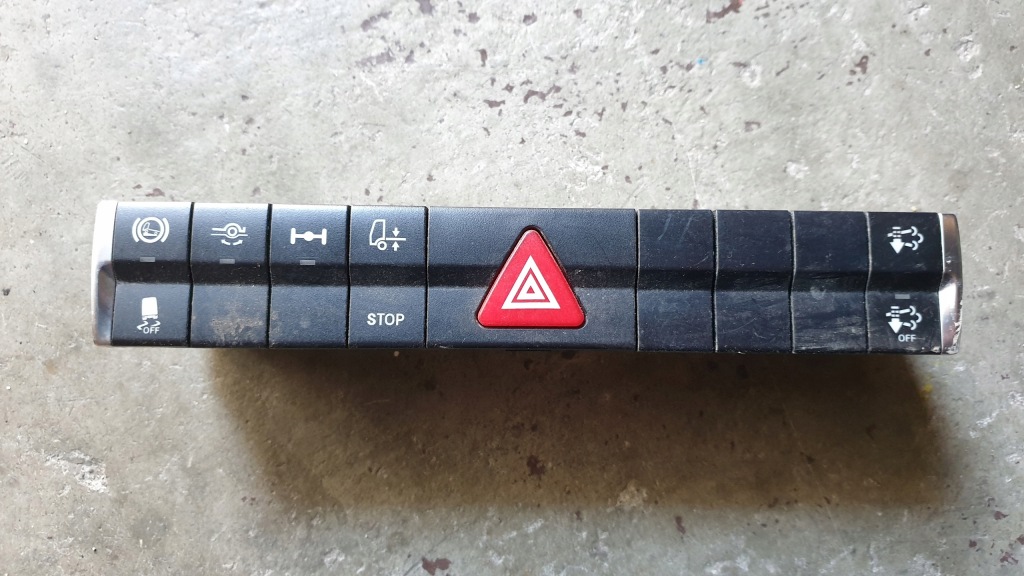 Купить Actros mp4 выключатель модуль света аварийных клавиш 9605400346