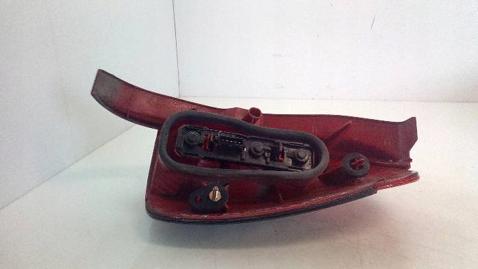 фото №7, Лампа левая задняя kombi peugeot 306 2003r.