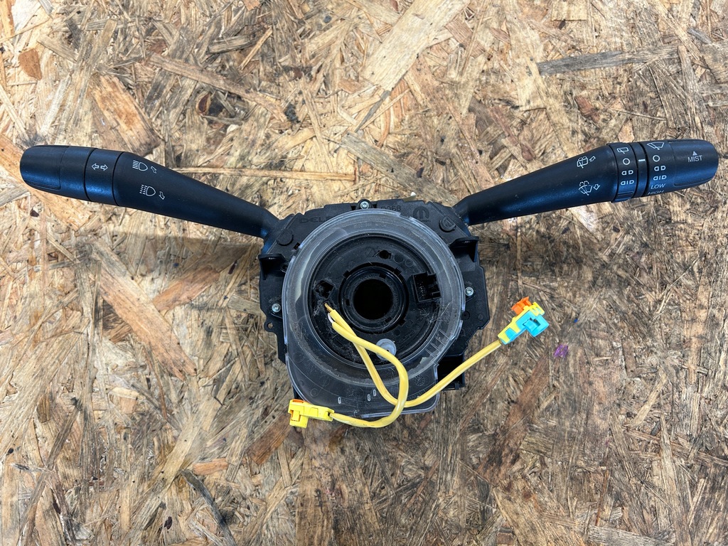 фото №1, Стрічка керма перемикач комбінований jeep renegade usa 2015