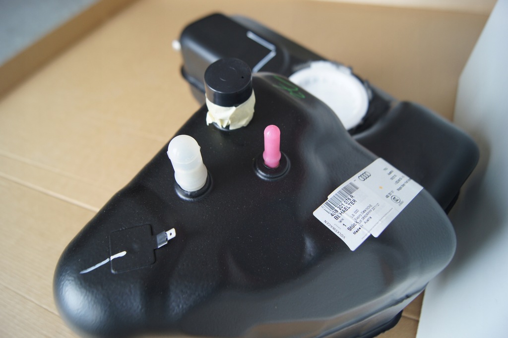 фото №4, Gd audi r8 4s8 бак топлива правый 4s8201076r