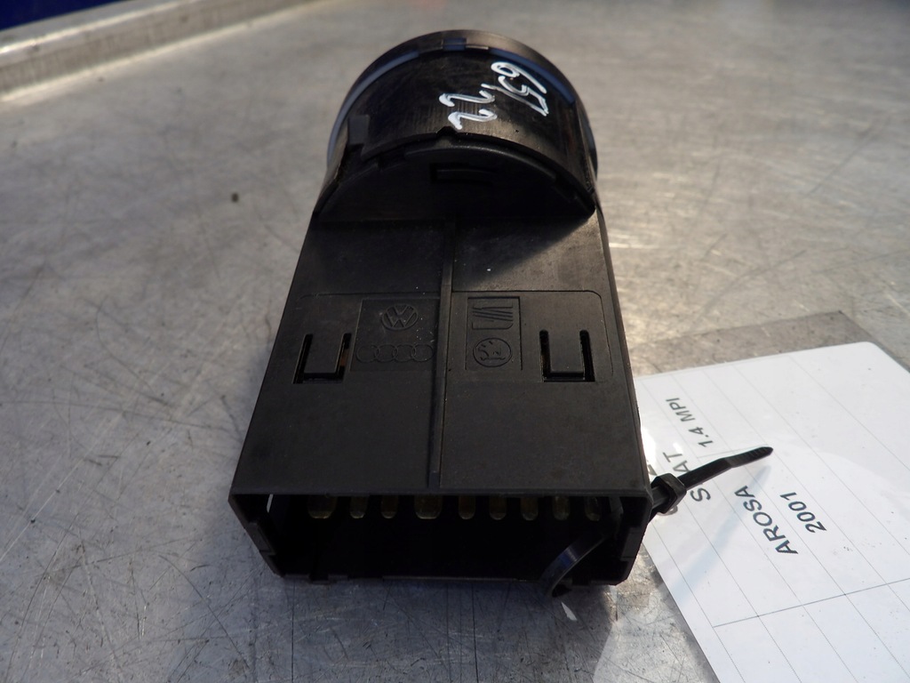 фото №5, Вимикач світла seat arosa 6h0941531d