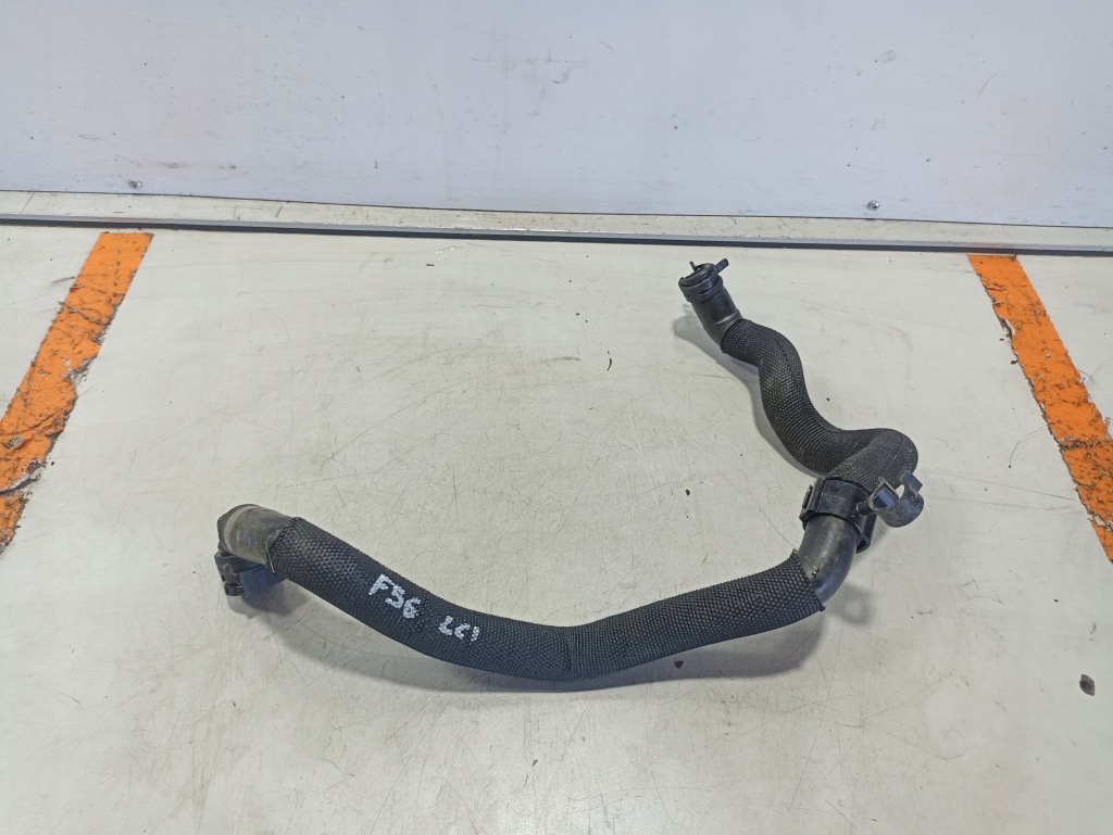 Купить Mini cooper f56 lci bev пабтрубок  воды 9496236