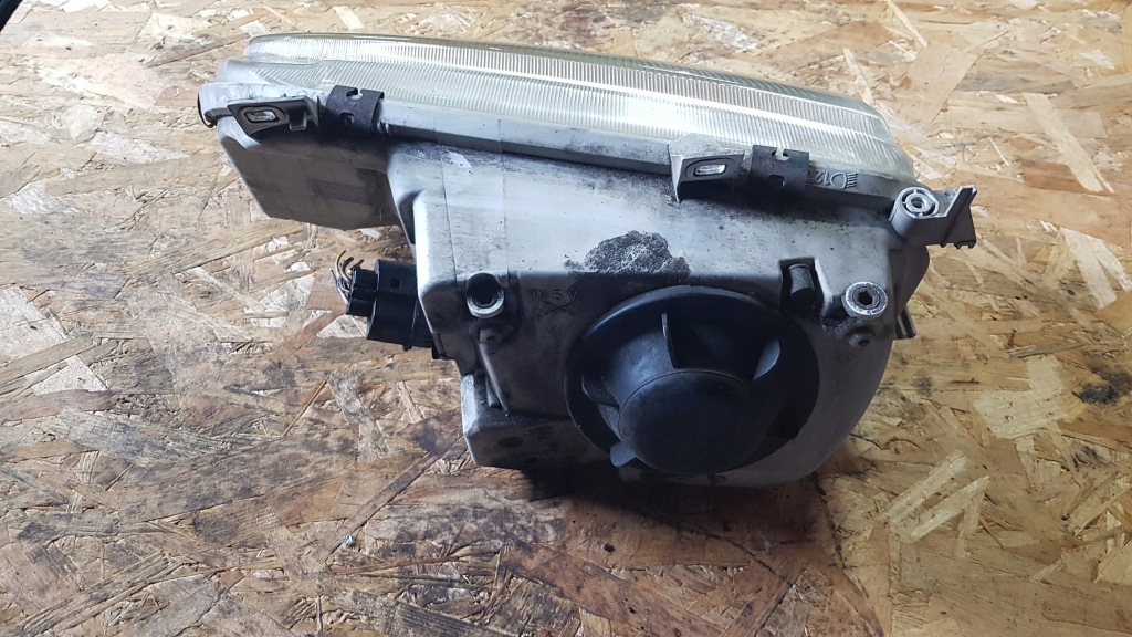 фото №2, Лампа права перед galaxy mk1