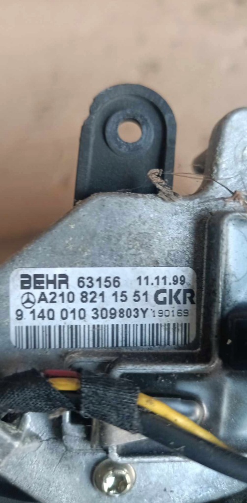 фото №3, Воздуходувка обдув вентилятор mercedes w210 a2108211551