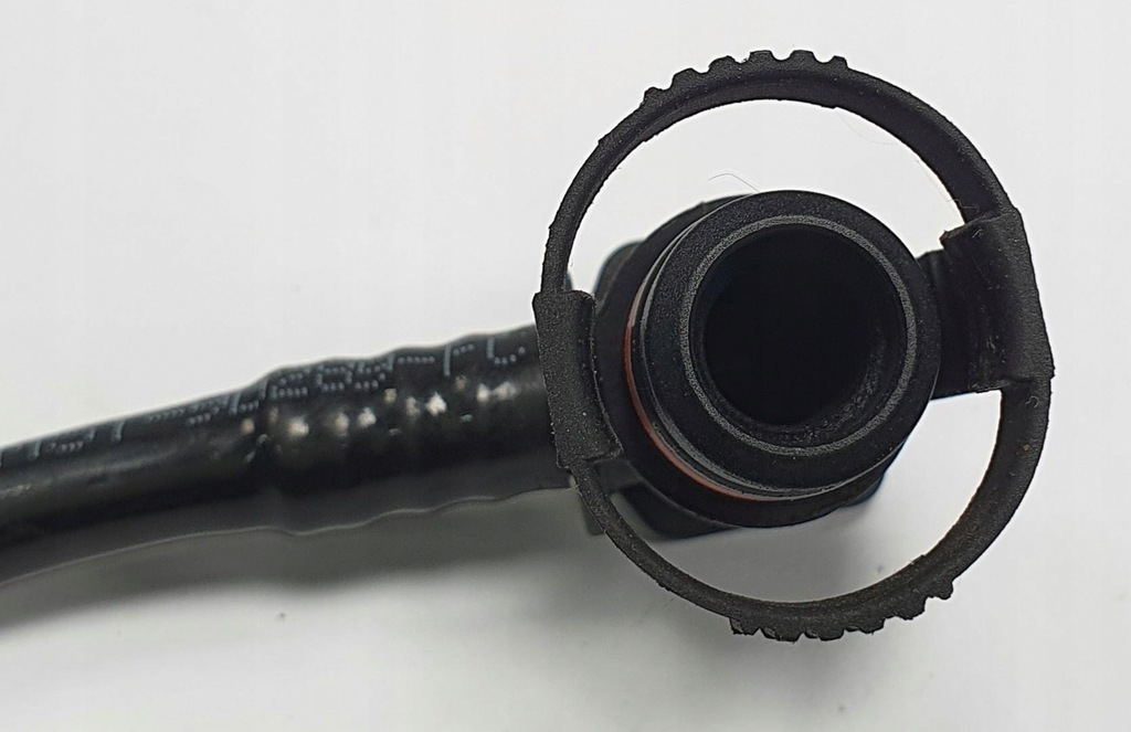 фото №2, Шланг трубка вакуумa volvo v50 3m51-9d289-pc