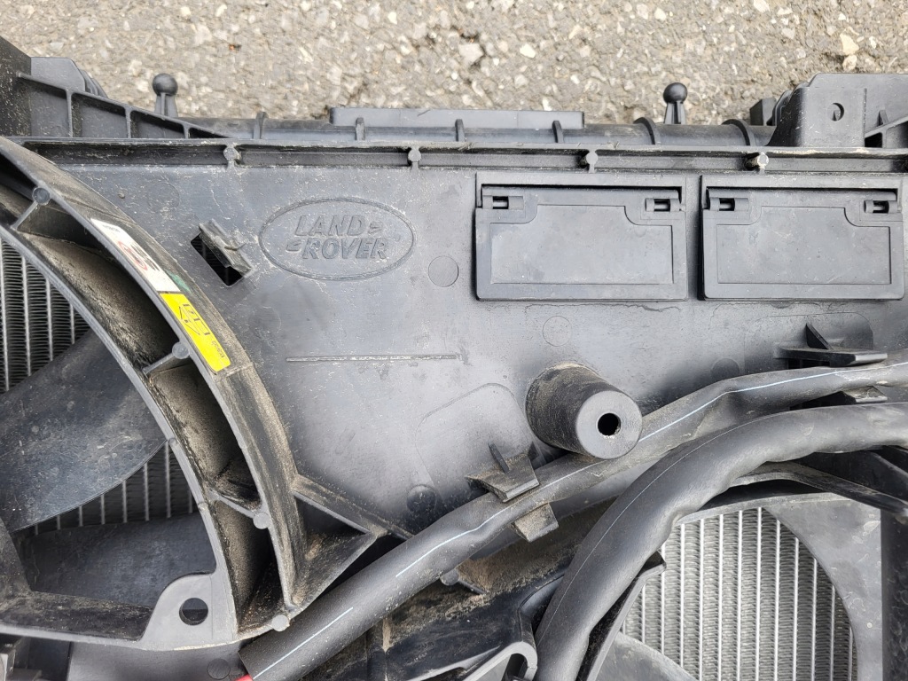 фото №11, Комплект радіатор вентилятори перед land rover discovery v 5 l462 3.0d