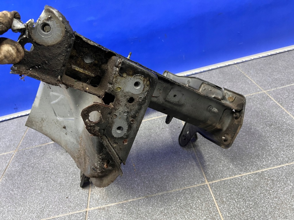 фото №6, Audi a6 c6 лонжерон левая 4f0805605c 4f0805677c