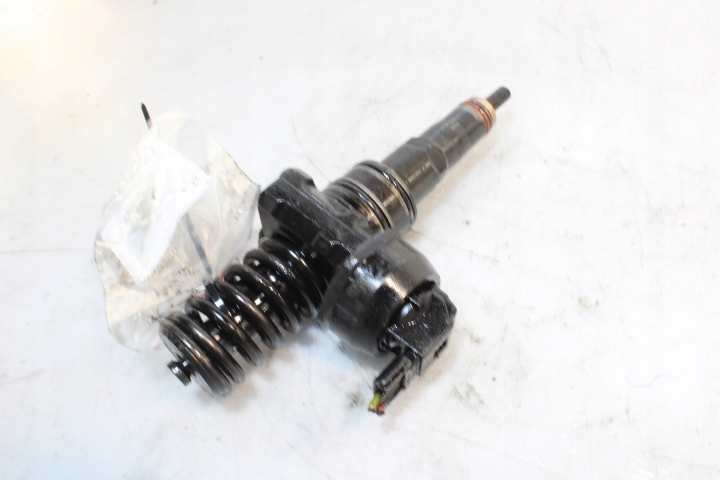 фото №1, Насос-форсунки насос-форсунка audi a4 b6 1.9tdi