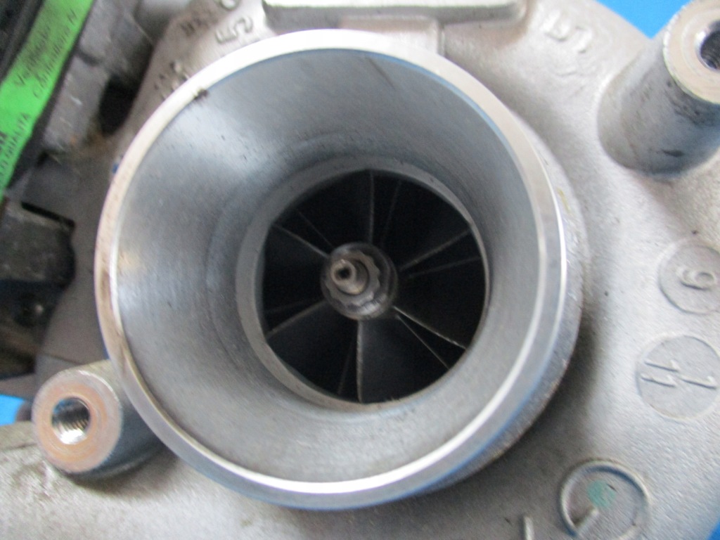 фото №3, Турбина турбонагнетатель audi a4 b8 a5 2.7 059145721g