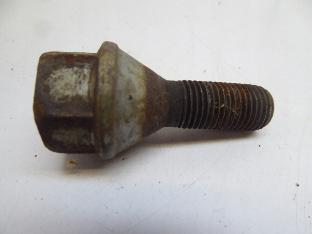 фото №4, Trafic ii шпилька болт колеса